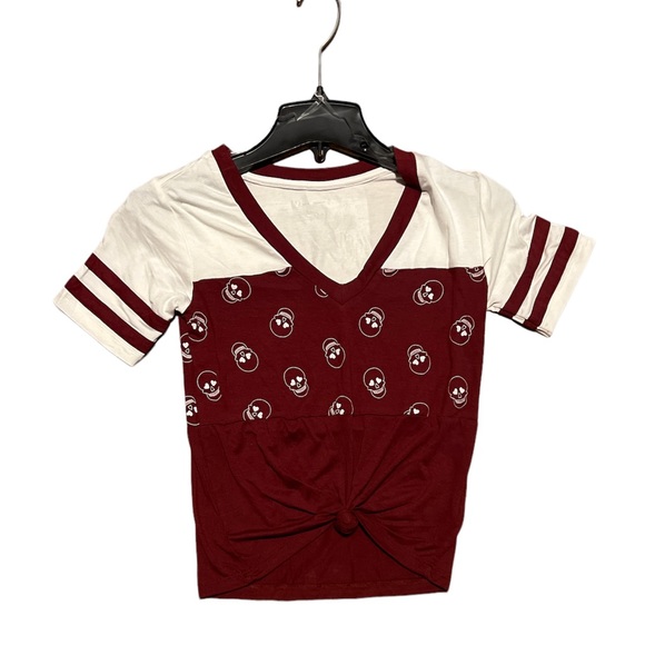 No Boundaries Tops - No Boundaries Triple Stack Tee NWT Size XS (1)